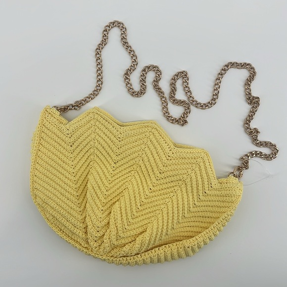 NEW & Other Stories Woven Shell Clutch Bag in Yellow - Picture 1 of 9